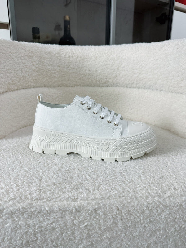 CC Platform Sneakers White Rubber Cotton 696672