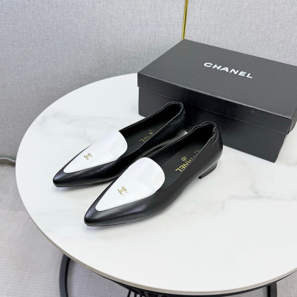 CC 26s Pointed Loafers Black White Sheepskin 972784