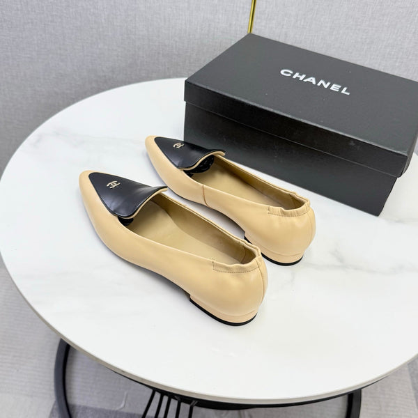 CC 26s Pointed Loafers Black Beige Sheepskin 972786