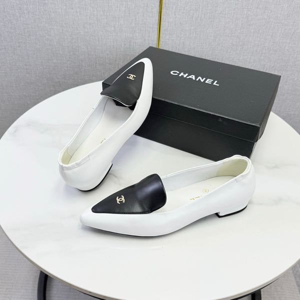 CC 26s Pointed Loafers Black White Sheepskin 972787