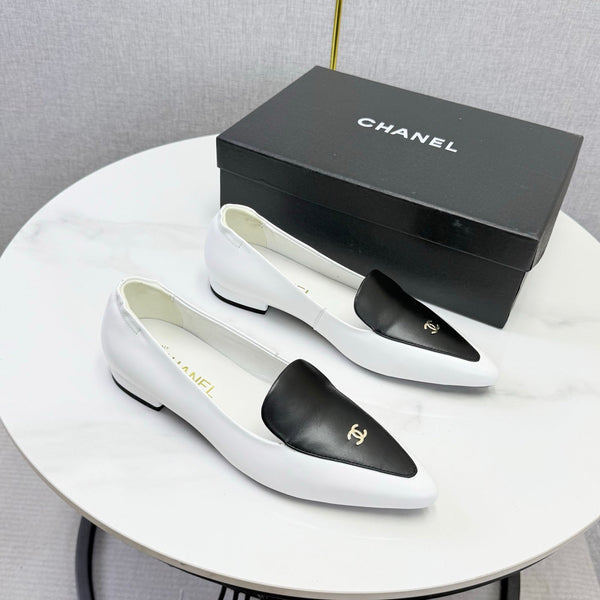CC 26s Pointed Loafers Black White Sheepskin 972787