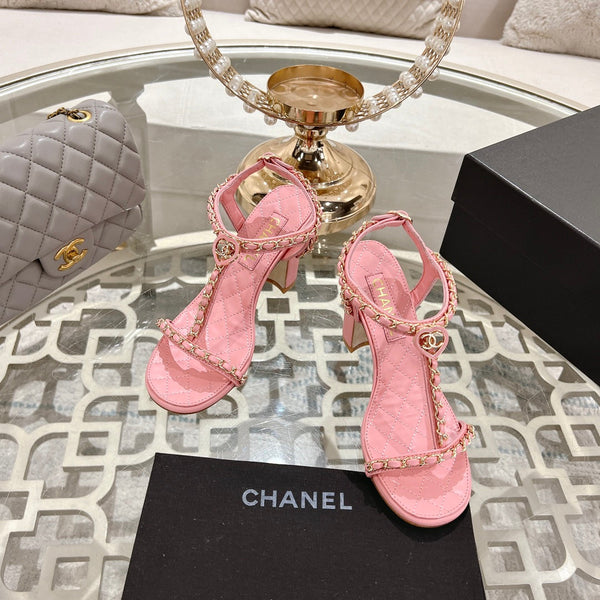 CC 26s Chain T-Strap Charm Sandals 8.5cm Light Pink Lambskin 736120