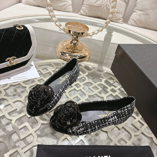 CC 26s Camellia Ballet Flat Black Leather Tweed 736499