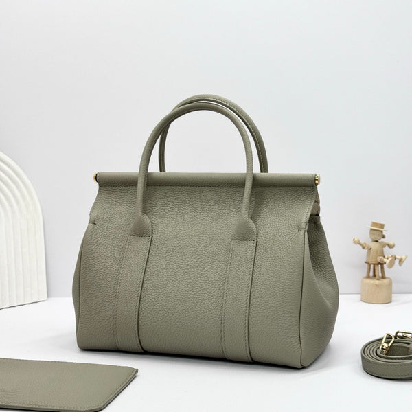 LP Loom L25 Dried Tarragon Green Calfskin 282219