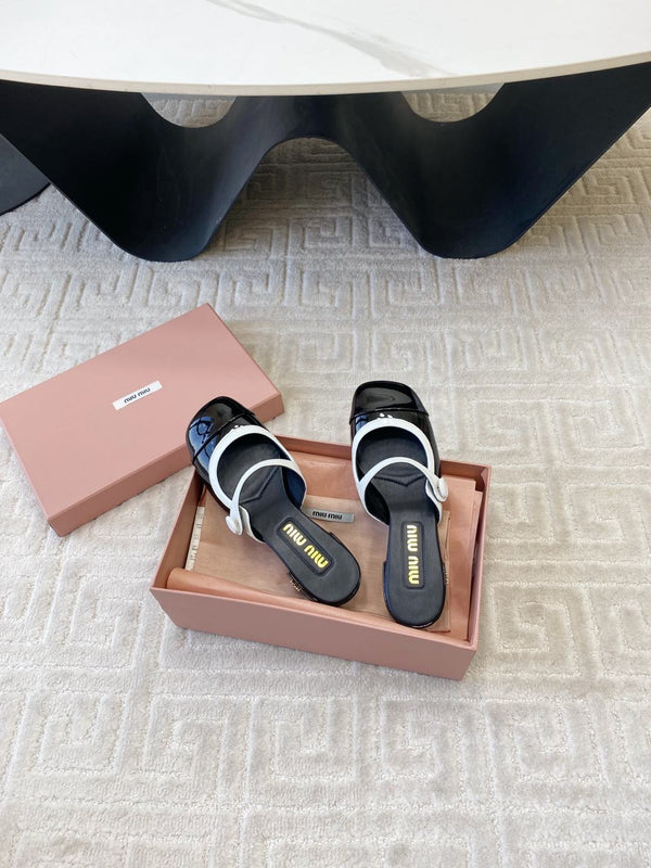 Miu Mary Jane Mule Pumps In Black Glossy Sheepskin