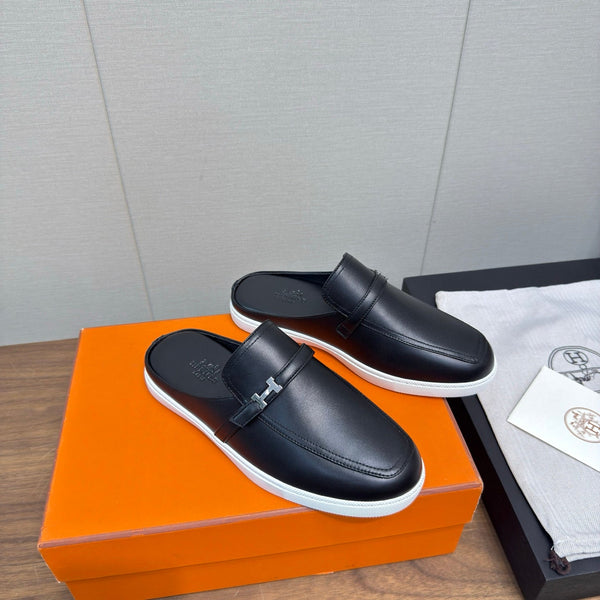HM 25s Like Mule Black Lambskin Rubber 465666