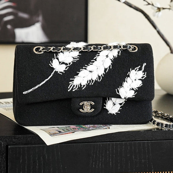 CC 2026 Wheat Embroidery Bag 25.5cm Black Velvet Leather