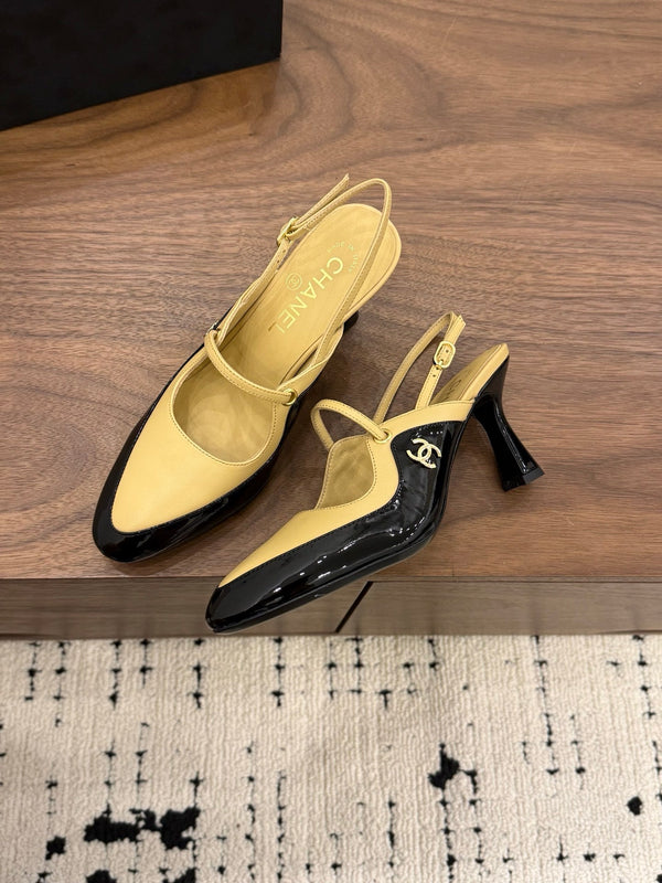 CC 26FW Slingback 7.5cm Black Beige Lambskin Patent Leather 676114