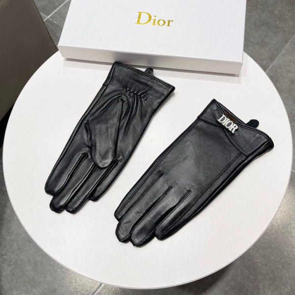 TOUCHSCREEN GLOVES IN BLACK LAMBSKIN AND FLEECE LINING 218806