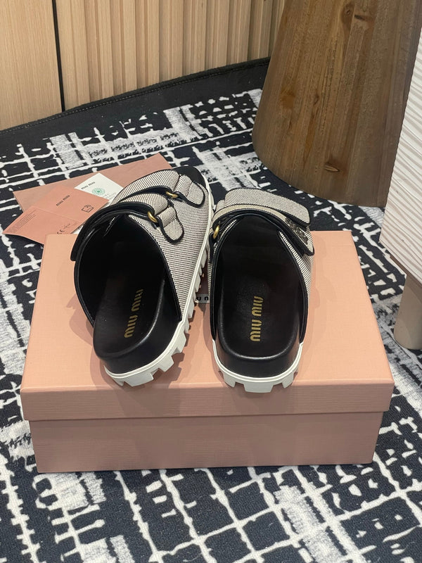 Miu 25S Beige and Black Canvas slides 227135