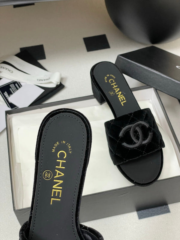 25S Embroidery Double C Mule 50mm Black Velvet 247575