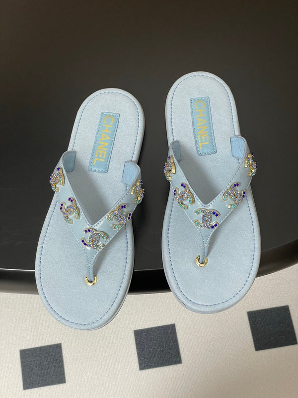CC 25P Double C 5 Motifs Thongs Sandal Baby Blue Sheepskin 247696