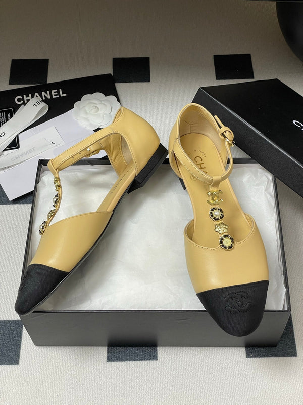 CC 25S Jewelry Double C Buckle T-Strap Mary Jane Beige Lambskin Black Grosgrain 247712