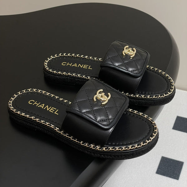 CC 25S Chain Ring Edge Buckle Bag Mule Sandal Black Sheepskin 247588