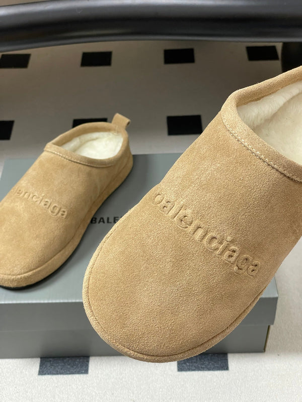 Balenciaga Mule Slip-On Beige Suede Wool 534534
