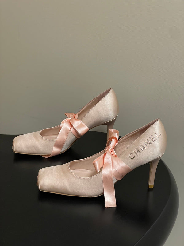 CC 26 Pump Pink Satin Silk 593135