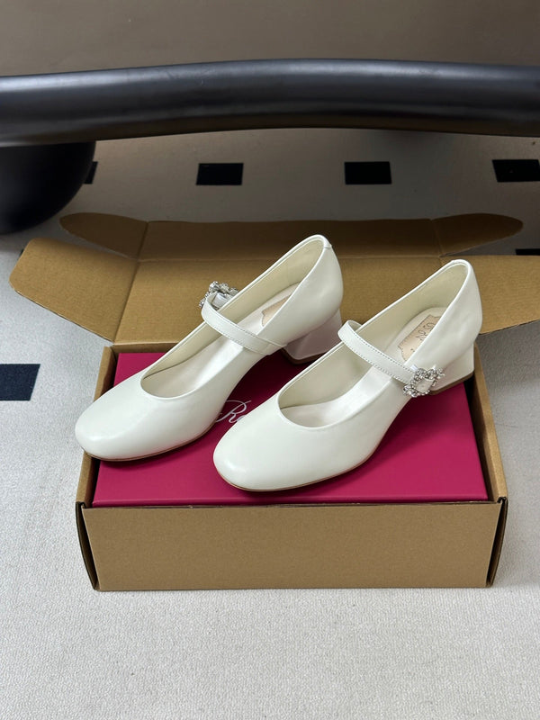 RV 26s Efflorescence Mary Jane Pumps 4.5cm Cream Leather 119462