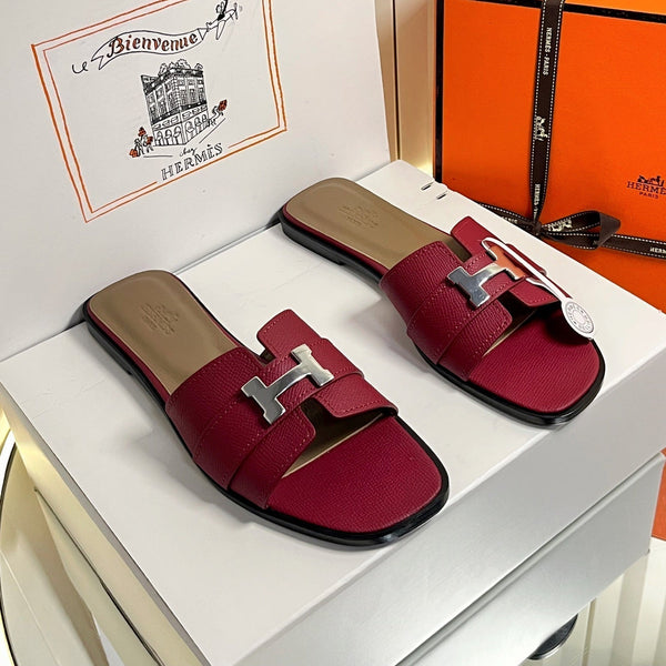 HM 26s Oran Sandals In Burgundy Epsom Calfskin Silver Hardware