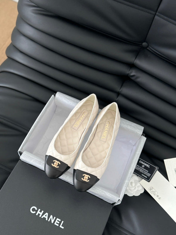 cc classic ballet flat white quilted calfskin