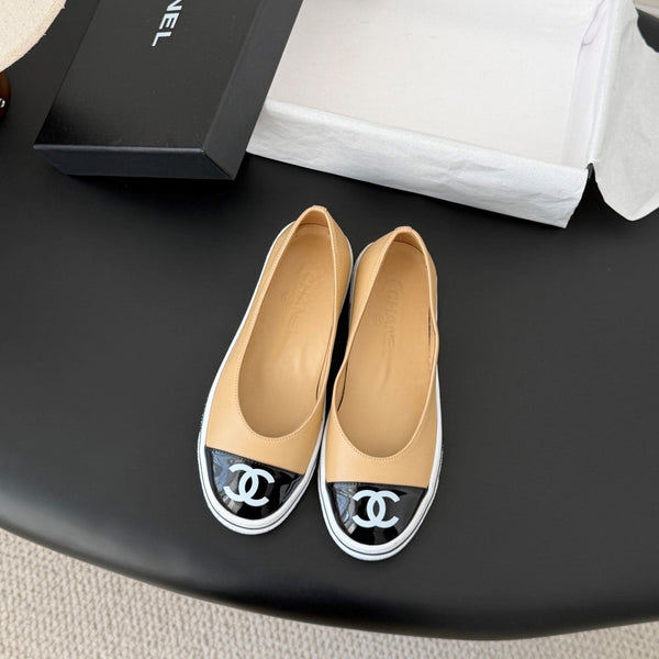 CC 26P Ballet Flat Black Beige Patent Leather Lambskin 670802