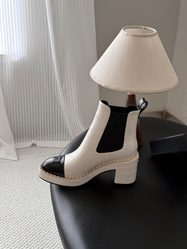 CC 26s Chelsea Ankle Boots White Black Crocodile Embossed Patent Leather 122420