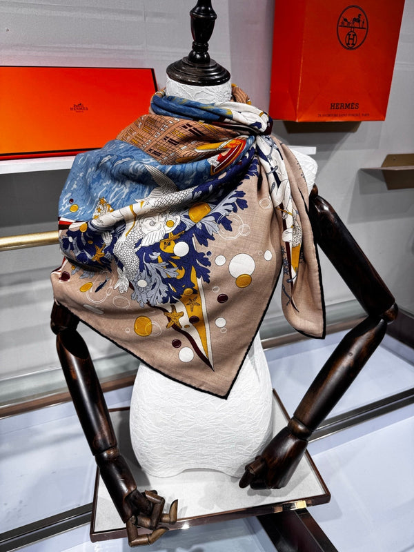 HM Flagship Shawl 140x140cm Khaki Colorful Cashmere Silk 212379