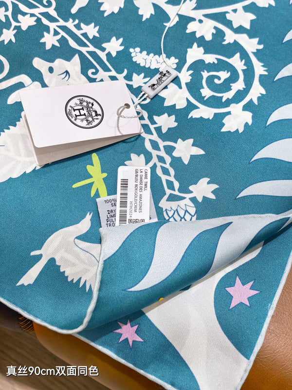 HM Sous le Charme d'Orphee Detail Scarf 90 Blue Colorful Twill Silk 194442