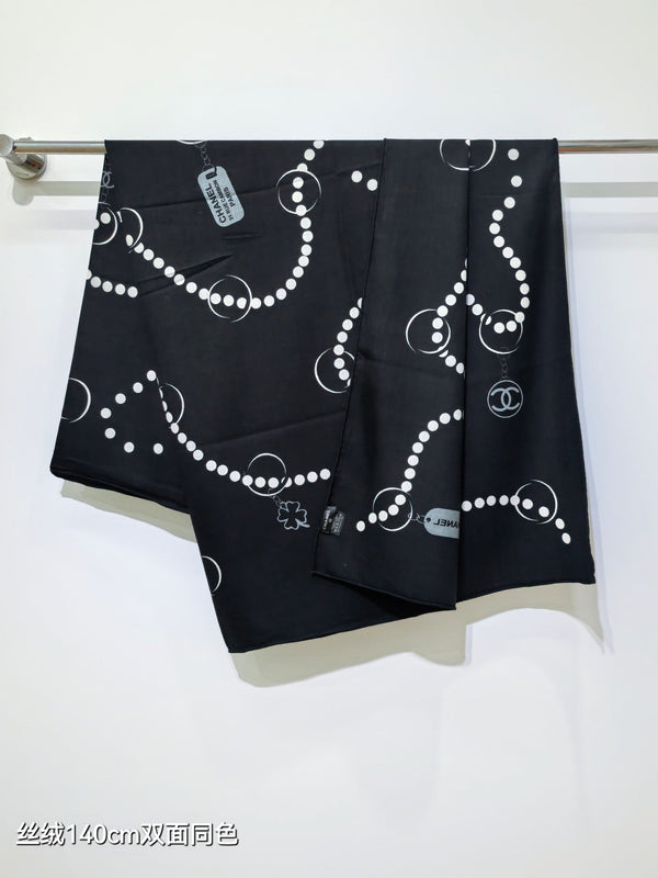 CC 26s Scarf 140 In Cashmere And Silk 478075