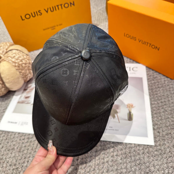 LV Baseball Cap with Logo Embroidery Black Cotton 983646