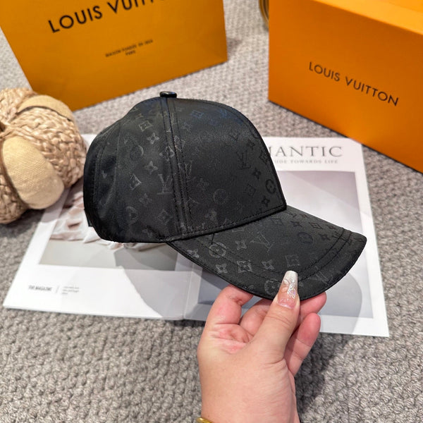 LV Baseball Cap with Logo Embroidery Black Cotton 983646