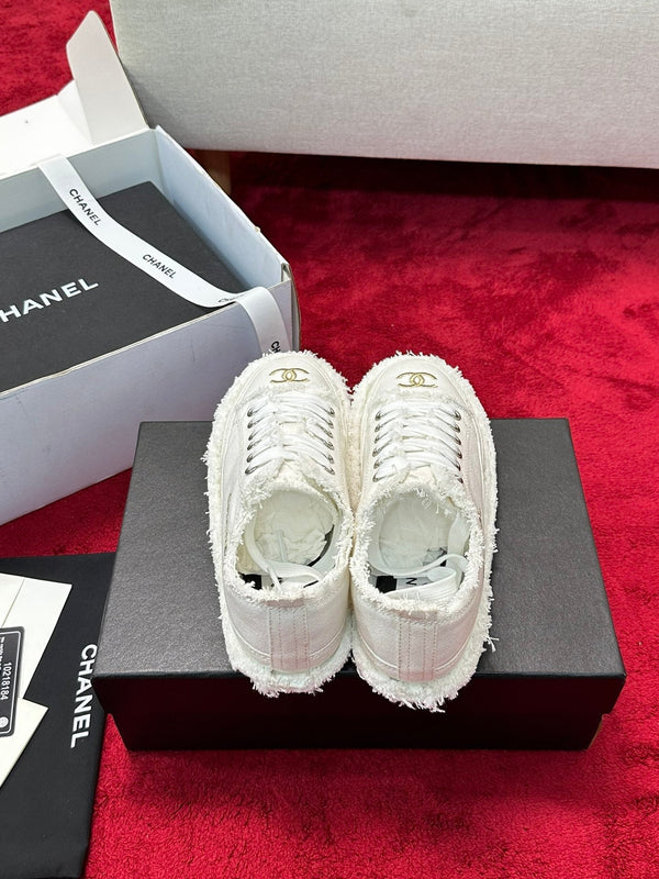 CC 26S Sneaker Flowing Embroidery Denim Canvas 147788
