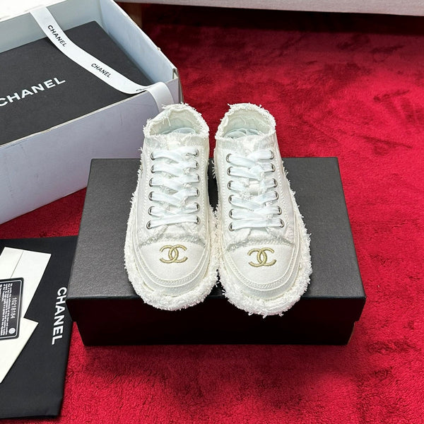 CC 26S Sneaker Flowing Embroidery Denim Canvas 147788