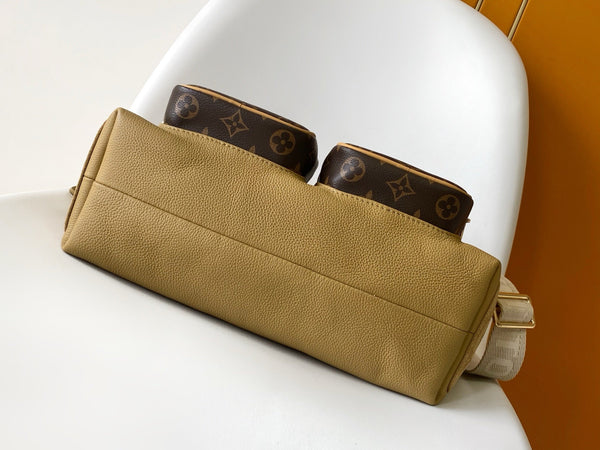 LV Hobo Cargo Bag Khaki Monogram Canvas & Cowhide GHW