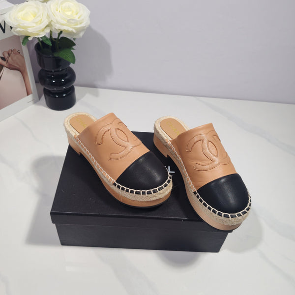 CC 26s Half-Length Slippers Black Beige Sheepskin 104250