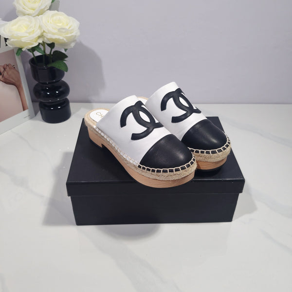CC 26s Half-Length Slippers Black White Sheepskin 104252