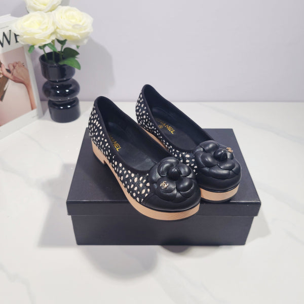 CC 26s Camellia Polka Dot Platform Shoes Black Whie Horsehair 104254