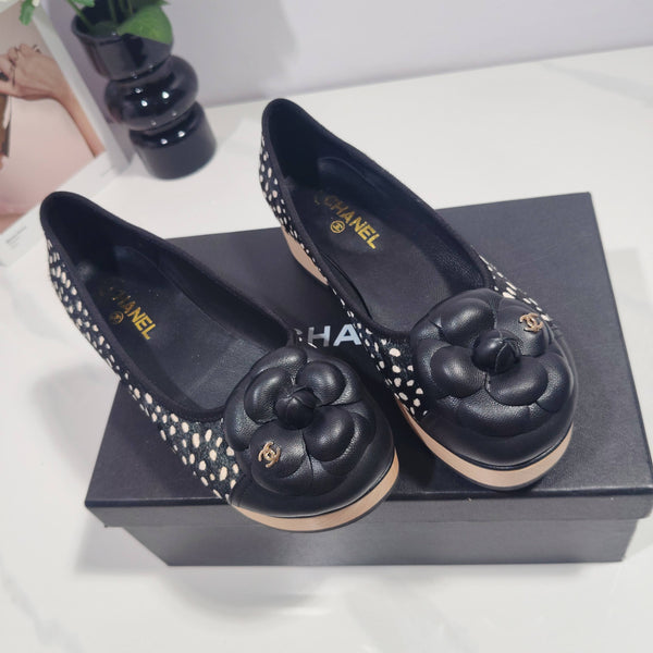 CC 26s Camellia Polka Dot Platform Shoes Black Whie Horsehair 104254