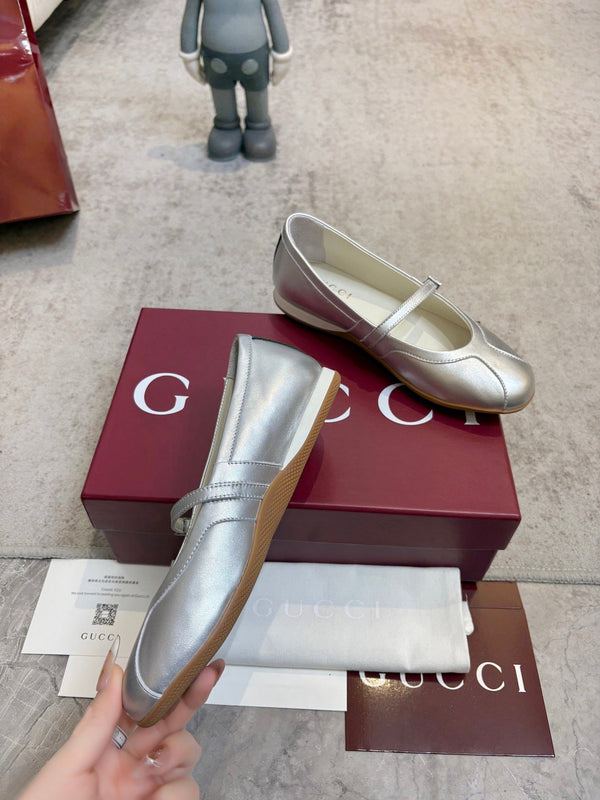 GG Shift Mary Jane Sliver Leather 824475