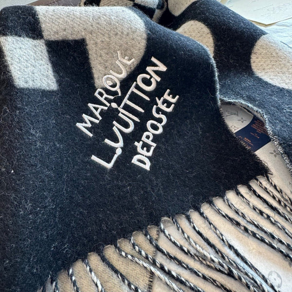 LV 25ss Scarf 180CM Black White Knitted Cashmere 292797