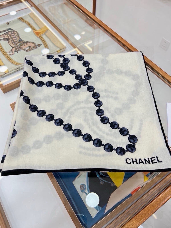 CC 2026 Pearl Scarf 140cm Black White Silk And Cashmere 214951