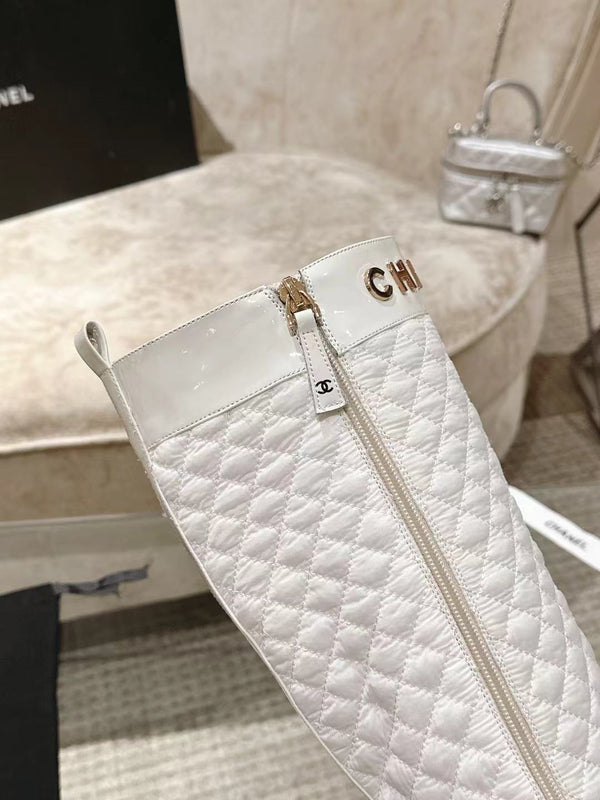 CC 26S Quilted Jumping Boots 5.5cm White Patent Leather Nylon 117684