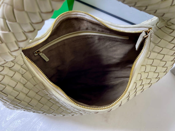 BV Bag 44cm Cream Intrecciato Leather