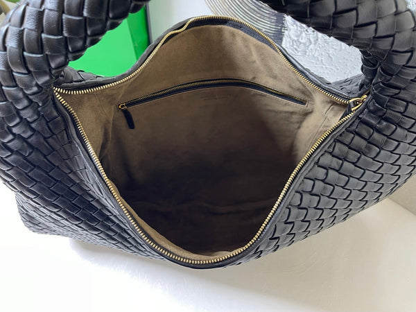 BV Maxi Veneta Bag 59cm Black Intrecciato Leather