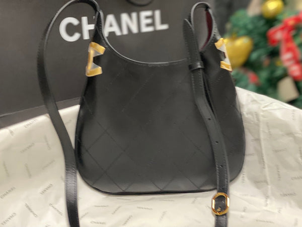 CC 2026 Hobo Bag 23CM Lambskin Leather
