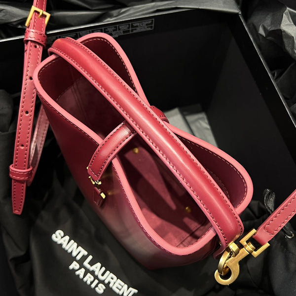 Le 37 Bucket Bag 15cm Red Gold Cowhide