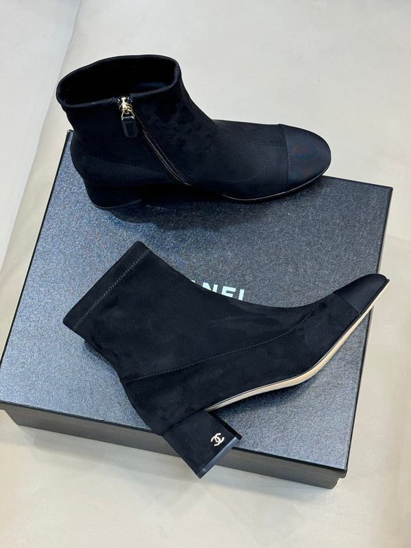 CC 26FW Ankle Boot Black Suede Fabric 623146