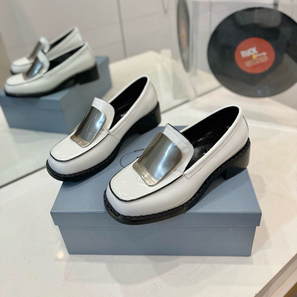 Prad 26s Metal Plate Loafers White Brushed Leather 941512