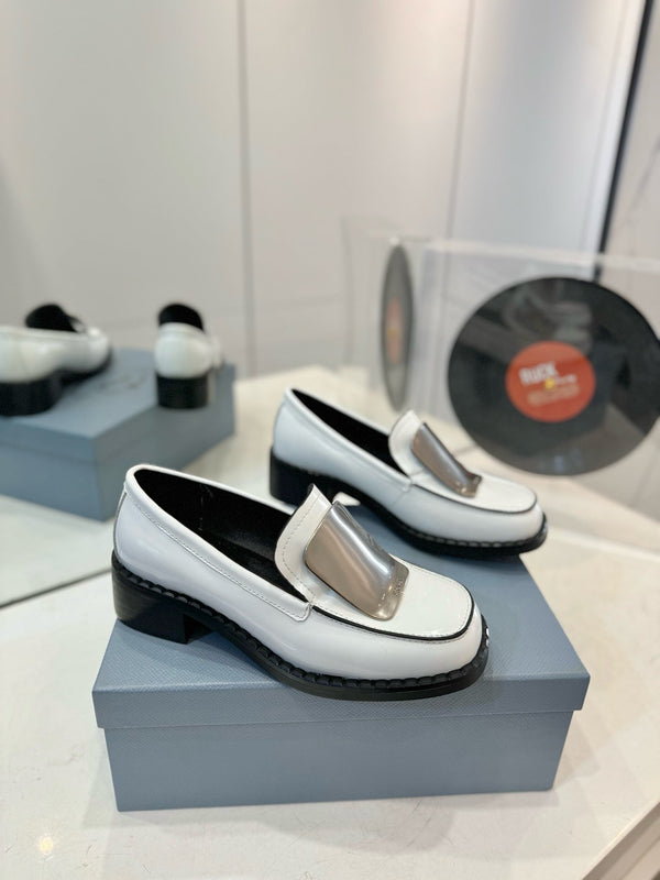 Prad 26s Metal Plate Loafers White Brushed Leather 941512