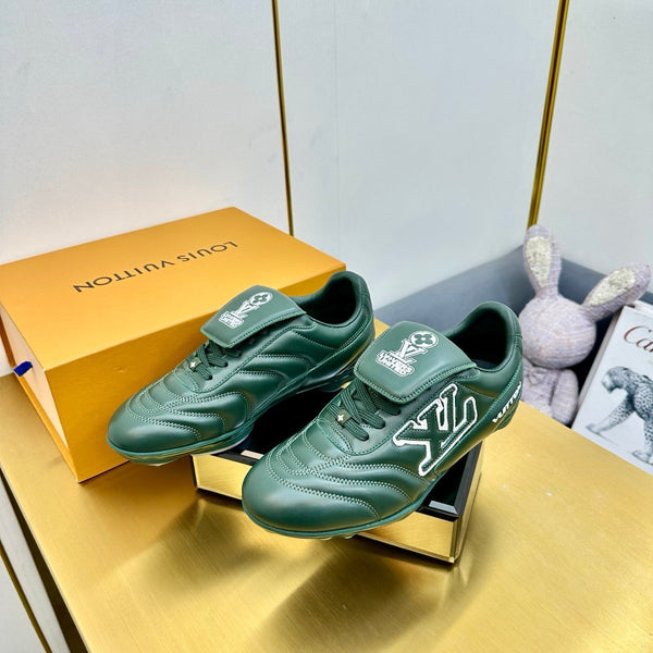 LV 25C Sneaker LV Footprint Soccer Vert Cuir de Veau uni 219933