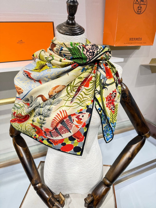 HM 26s Scarf 140 In Cashmere And Silk 217522